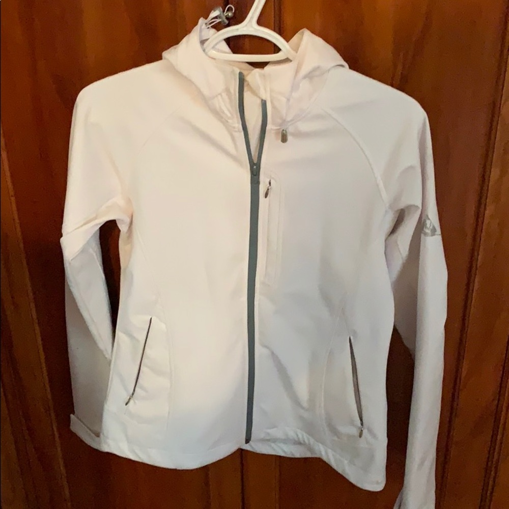 Performance shell with hood